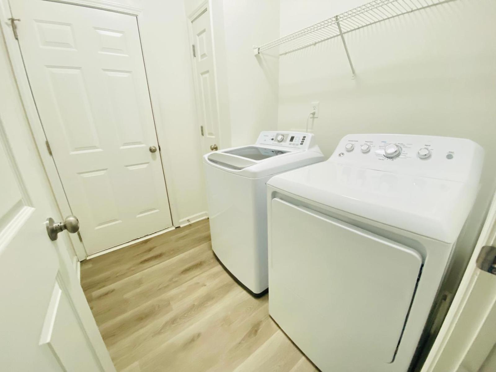 Spacious Room With Shared Bathroom Raleigh Eksteriør bilde